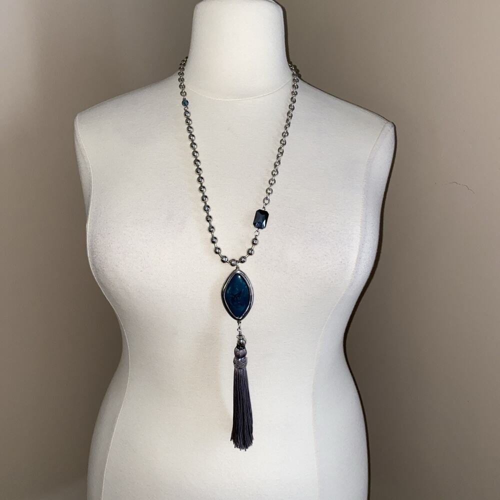 Chico's Green Pendant Beaded Silver Tone Tassel Statement Necklace 32”
